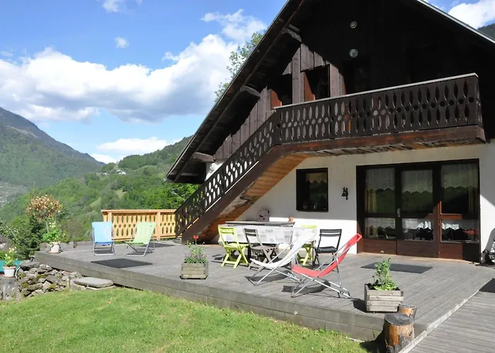 La Grange Aux Loups Bed and Breakfast Queige