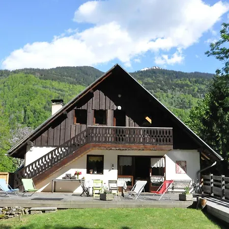 La Grange Aux Loups 3* Queige