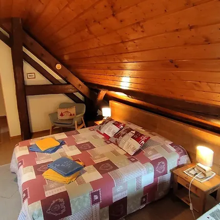 La Grange Aux Loups Bed & Breakfast 3*