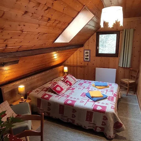 La Grange Aux Loups Bed & Breakfast 3*